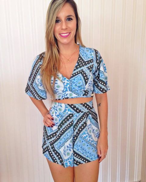 CONJUNTO ESTAMPADO AZUL - MANGUINHA SHORTINHO HOT